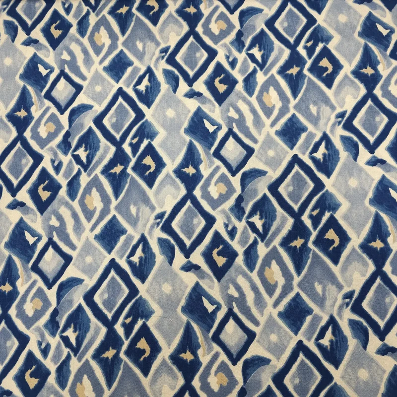 Viskose Stretch geometrische Muster weiß