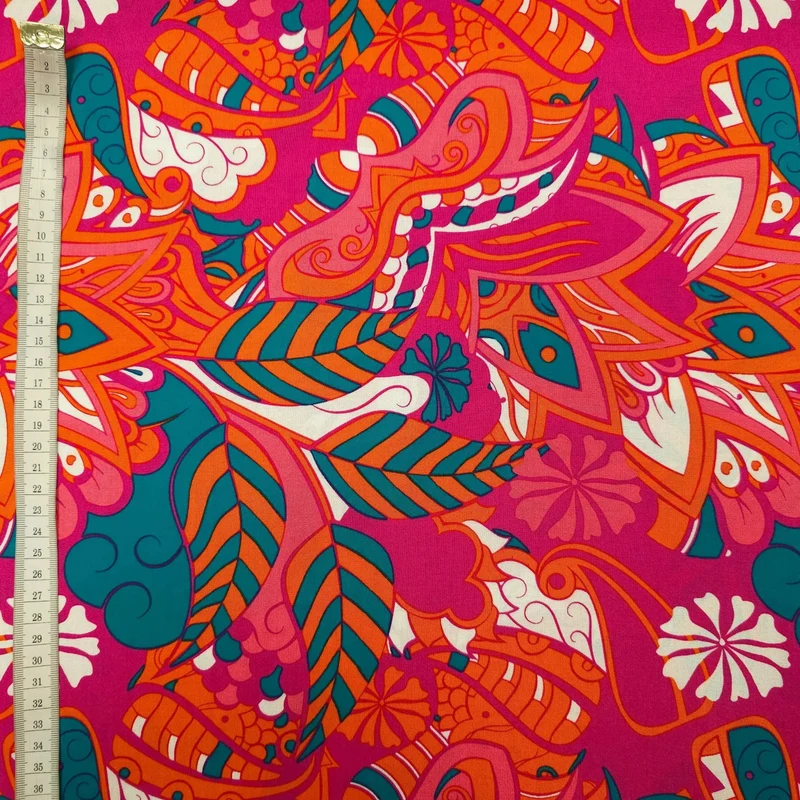 Viskosestoff mit Ornamente
