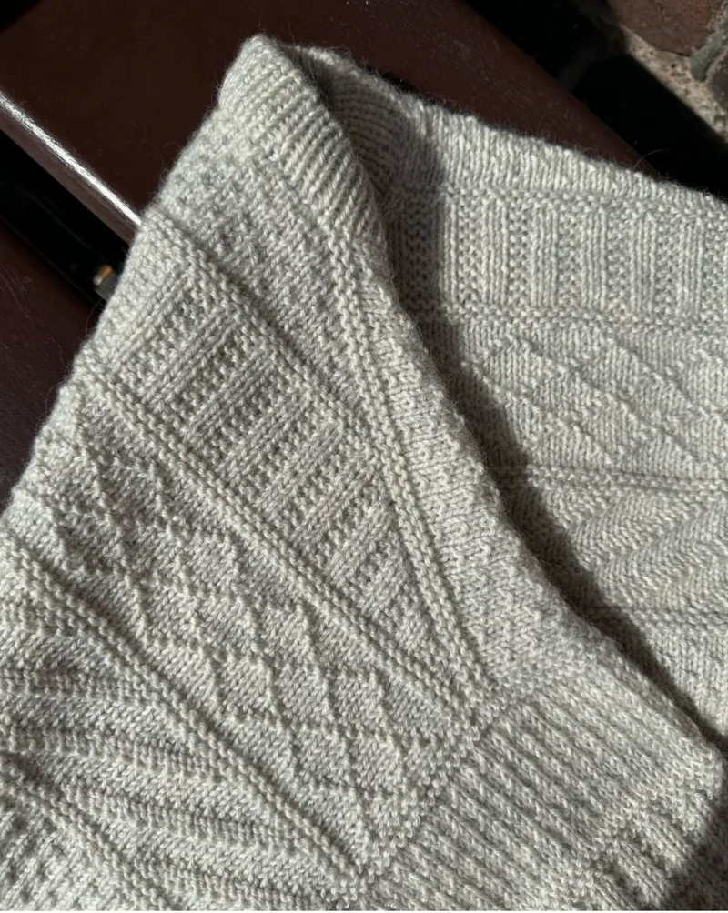 Anleitung Storm Sweater, PetiteKnit