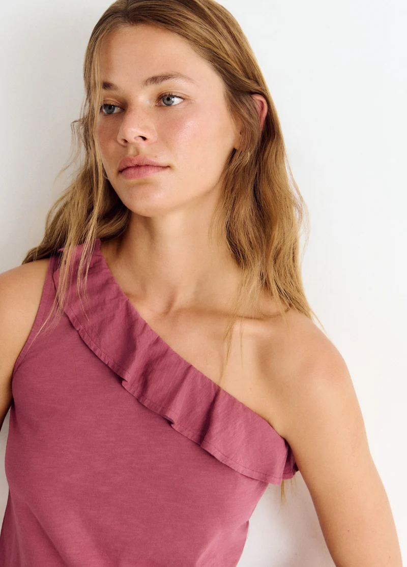 Asymmetrical ruffle t-shirt
