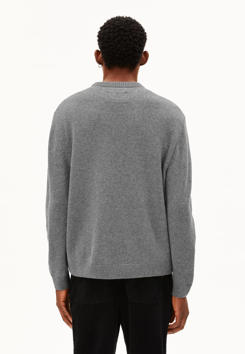 RECYCELTE WOLLE STRICKPULLOVER | mid silver melange