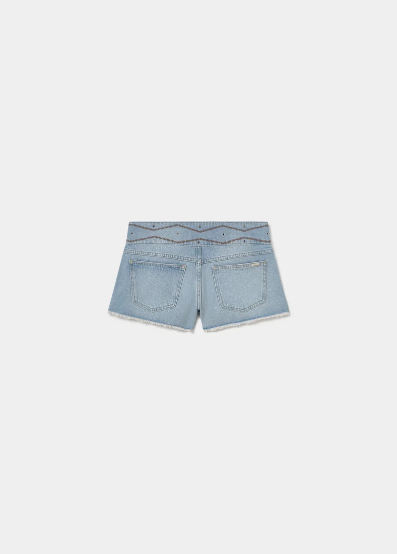 Wide embroidered waistband shorts