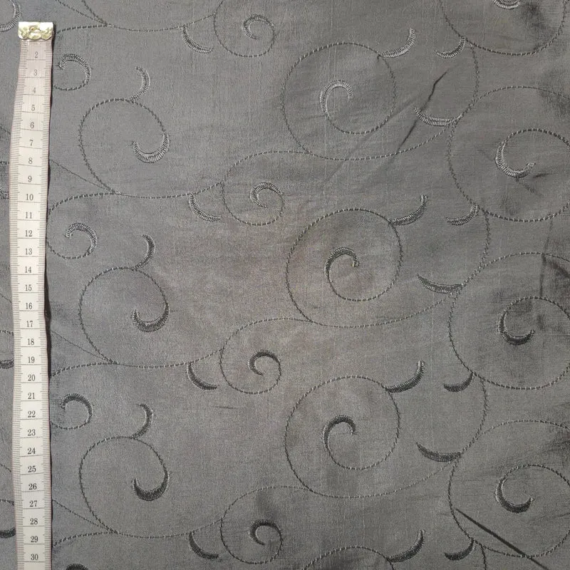 Taft grau bestickt | Ornamente