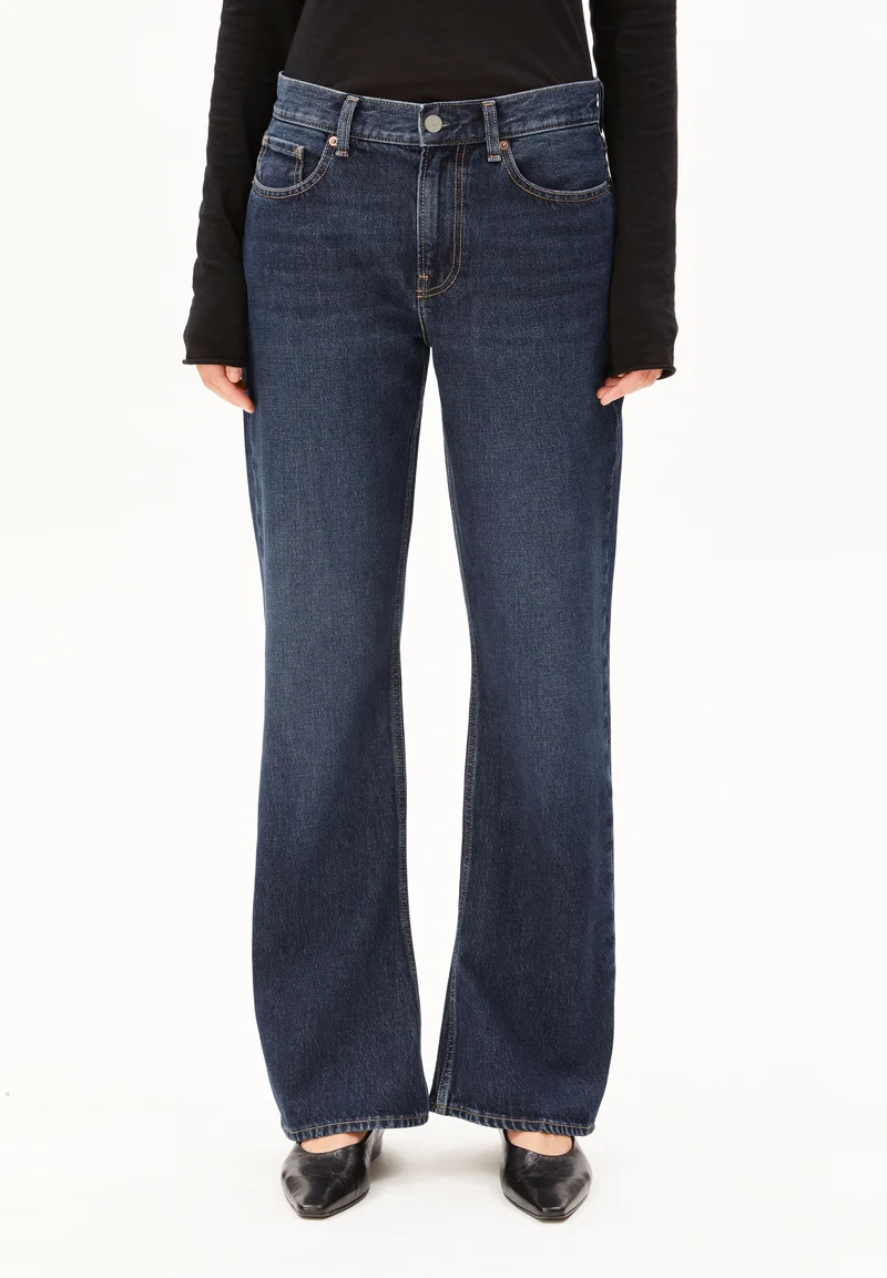 CCL - AAKY MID WAIST BOOTCUT JEAN
