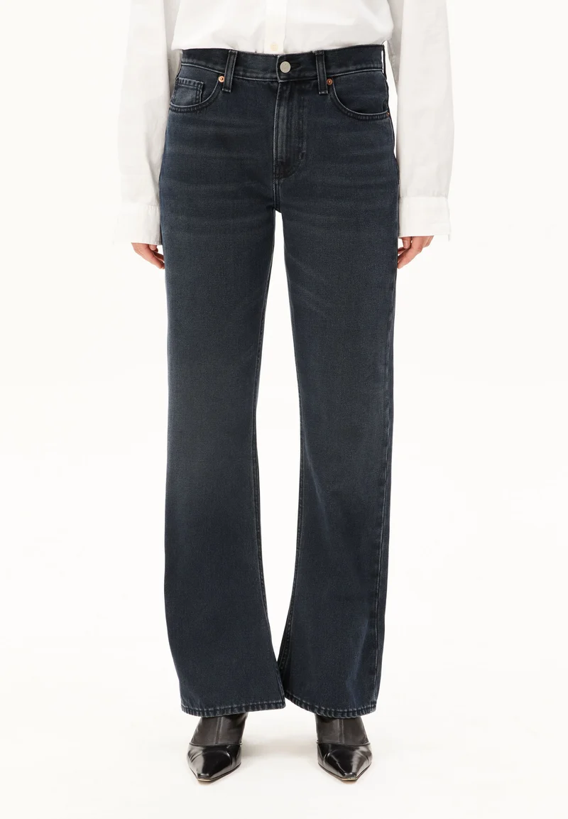 CCL - AAKY MID WAIST BOOTCUT JEAN