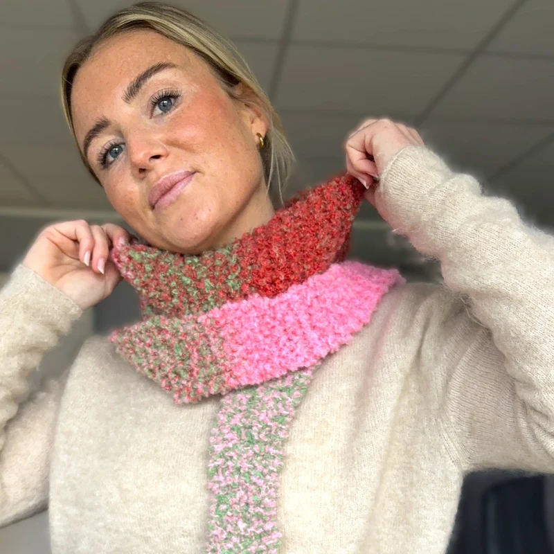 Strick-Set Anfänger Bouclé Sophie Scarf (inkl. Strickanleitung)