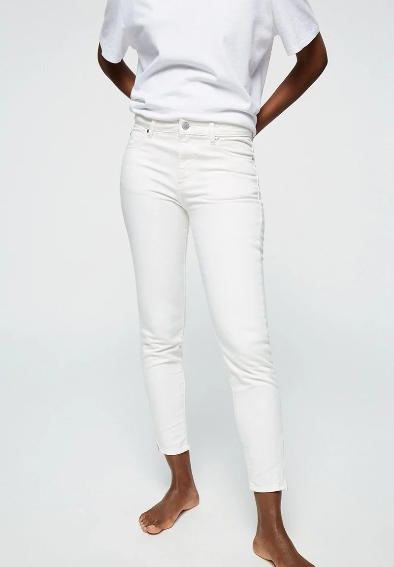 TILLAA CROPPED | off white