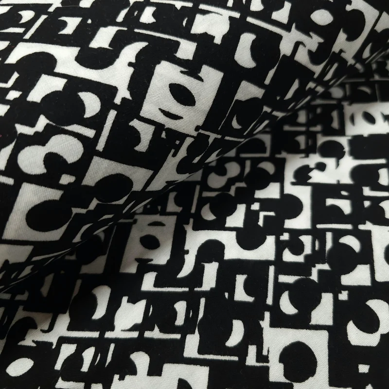 Viskosestoff mit geometrische Muster