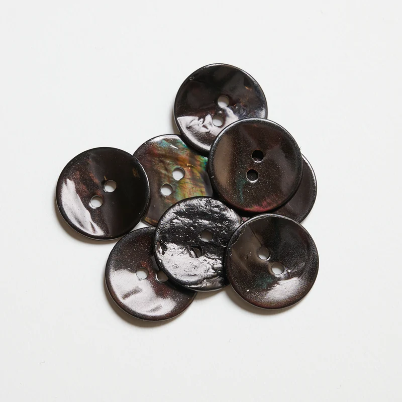 Mayflower Create Knapper - Pearl 15-20mm - 8 stk/pr pose