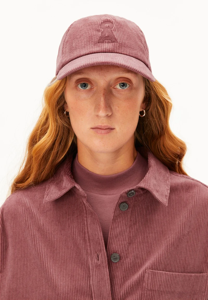 YENAAS HEAVY CORD-KAPPE | velvet ember