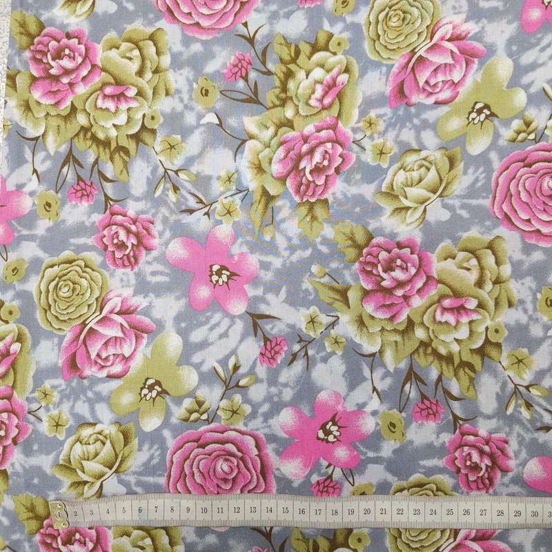 Viskosestoff bedruckt mit Blumenmuster grau