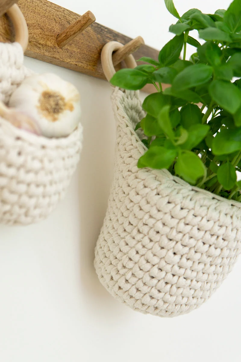 Anleitung Menton Hängekörbe, Wooltwist