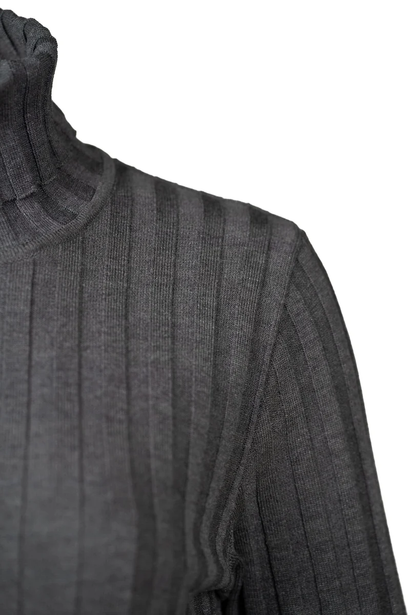 Modischer Rippenrolli in Farbe Silber | 100% Made in Germany