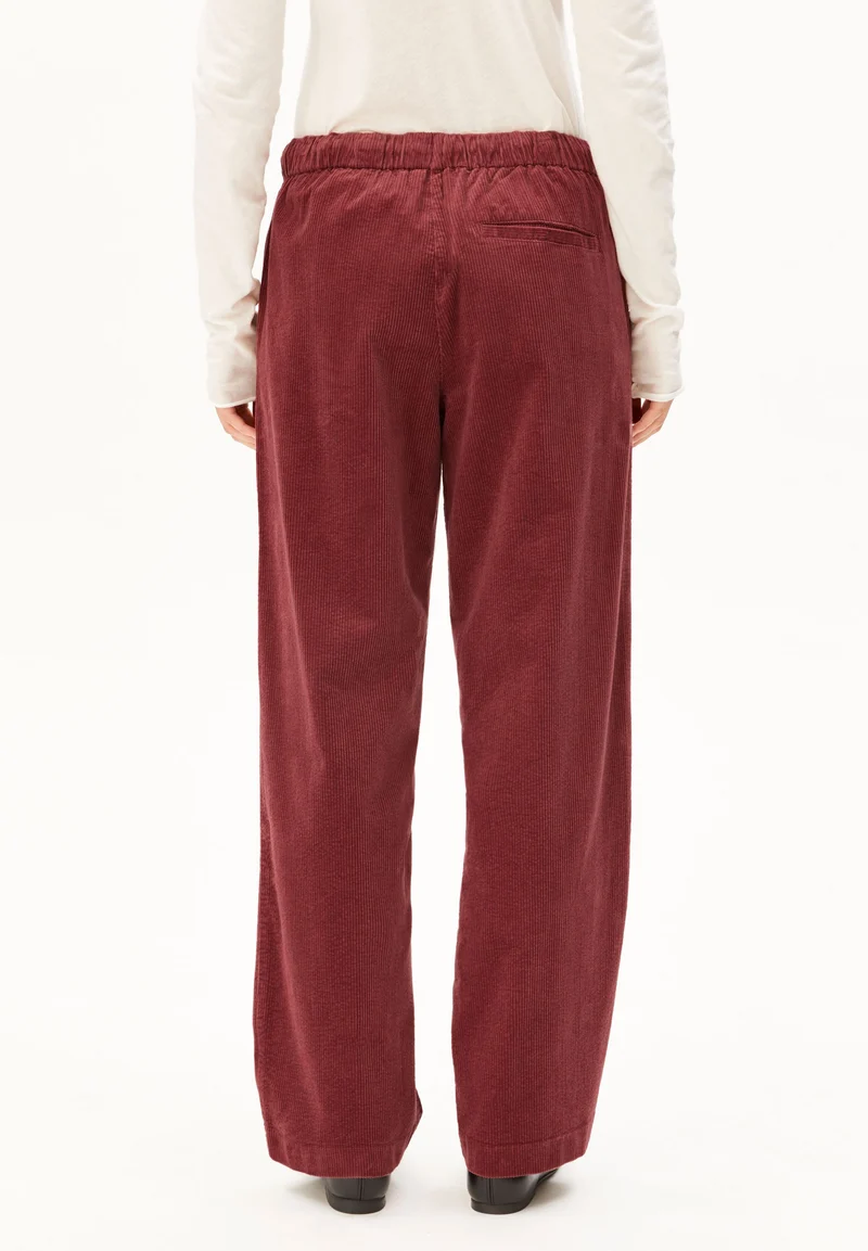 JAIMILAA CORDHOSE | velvet ember