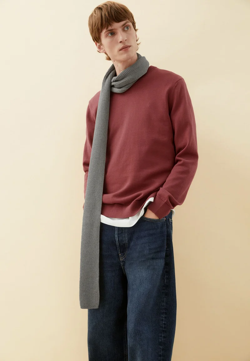 LOUKAA STRICKPULLOVER | velvet ember