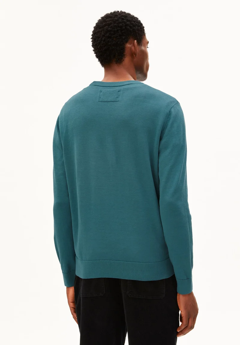 LOUKAA STRICKPULLOVER | petrol velvet