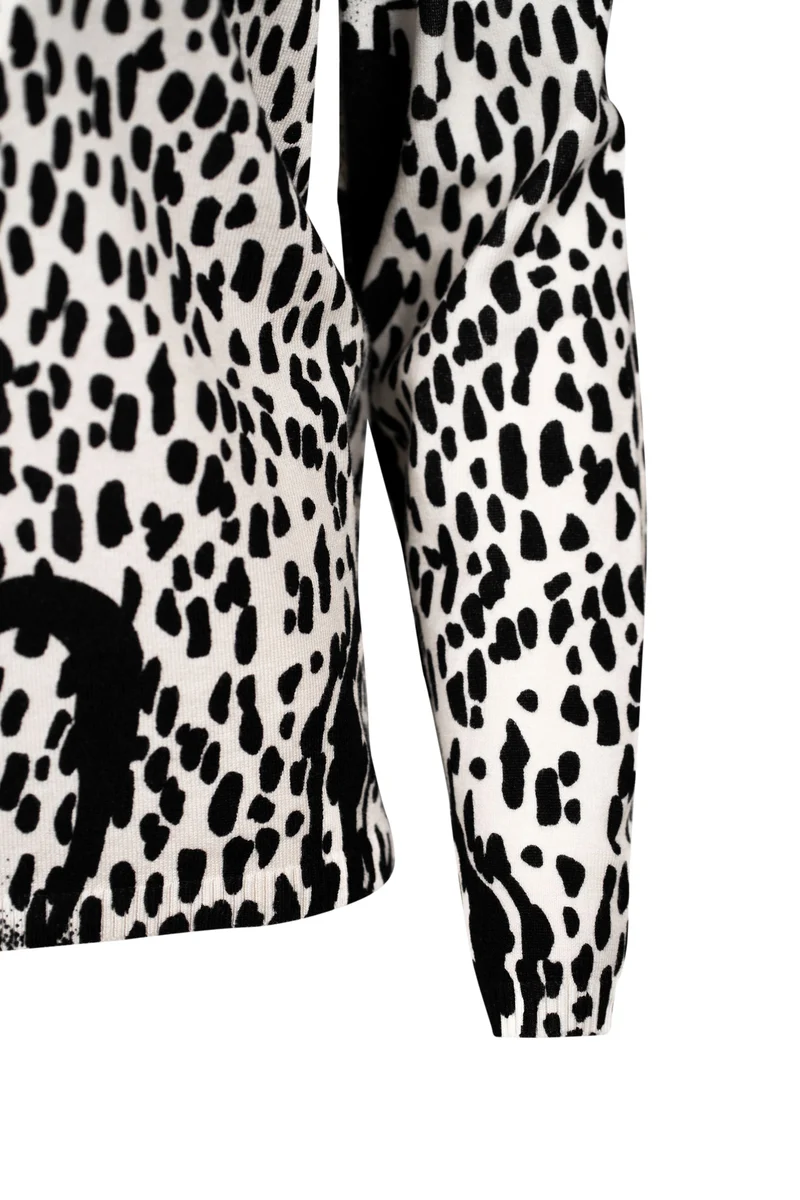 Leichter Stehbundpullover mit Blickfang-Print