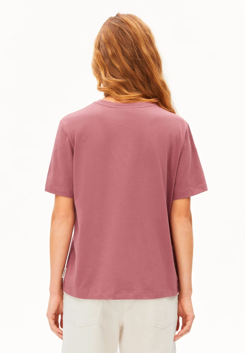 LUALAA T-SHIRT | velvet ember