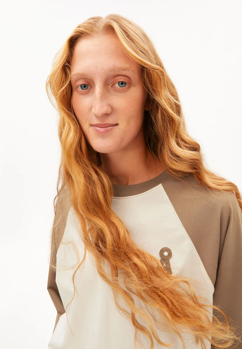 ICONIC Å RAGLAN-LANGARMSHIRT | undyed-amberwood