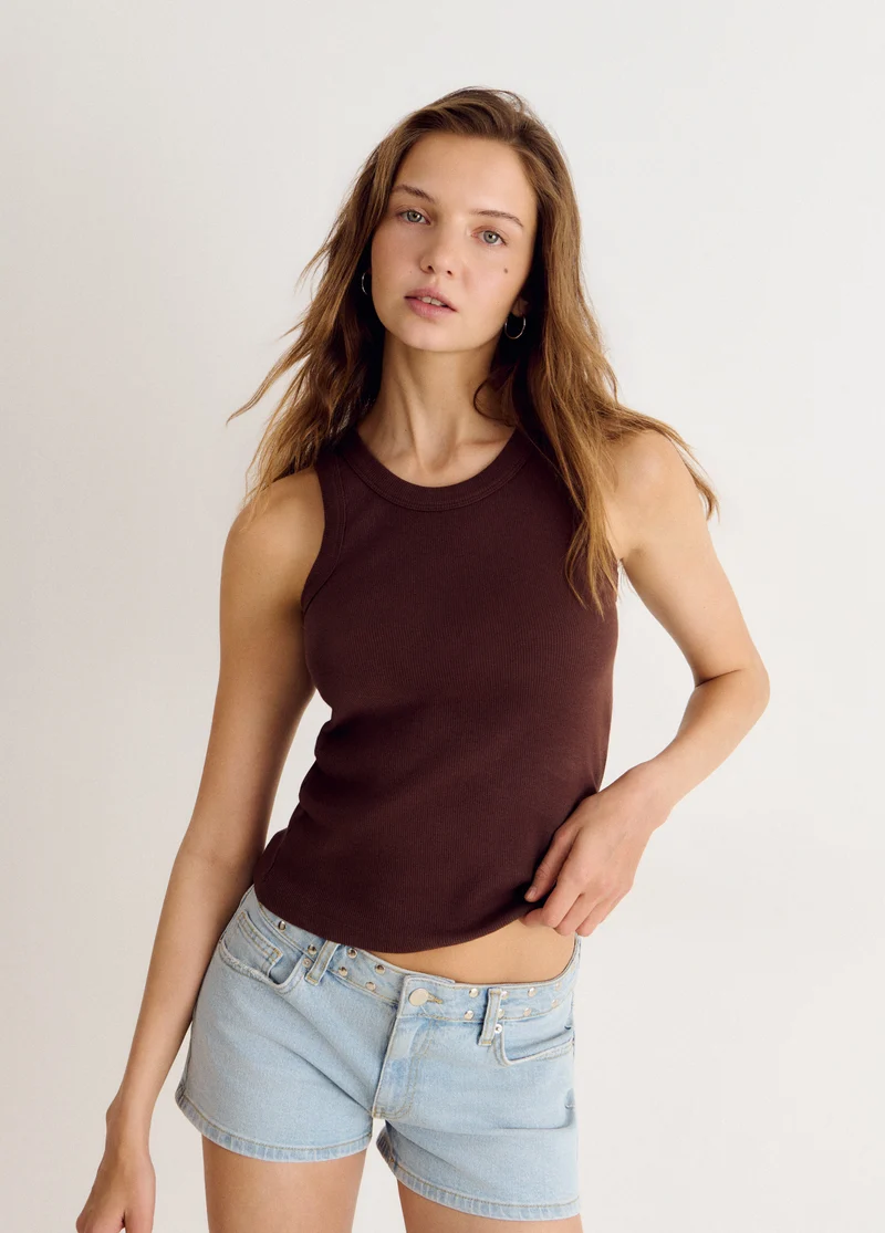 Basic strap top