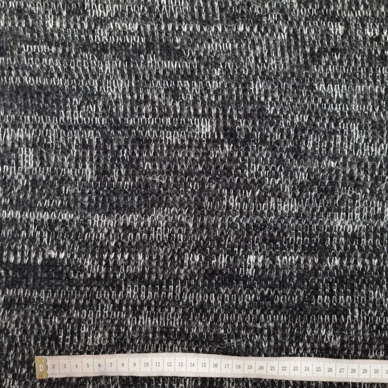 Leichter Strick schwarz weiß