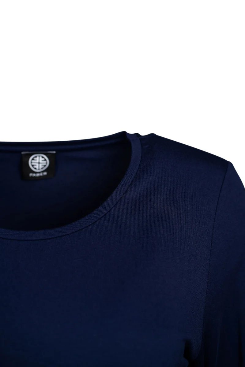 BASIC Langarm-Shirt mit Rundhalsausschnitt in Farbe Marine