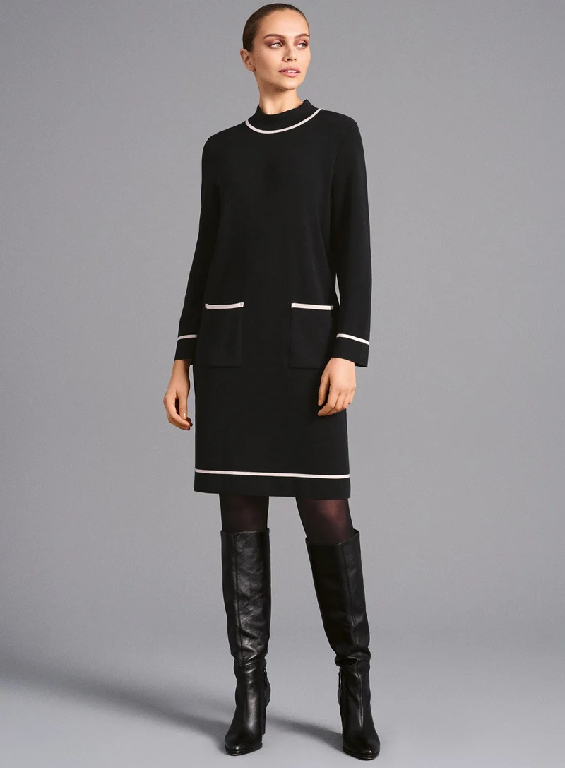 Strickkleid mit Kontrastblenden | 100% Made in Germany