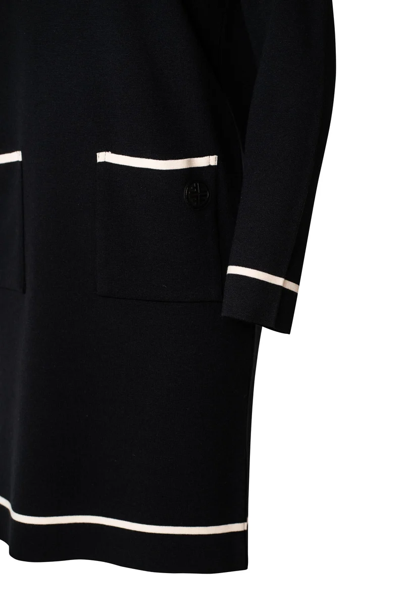 Strickkleid mit Kontrastblenden | 100% Made in Germany
