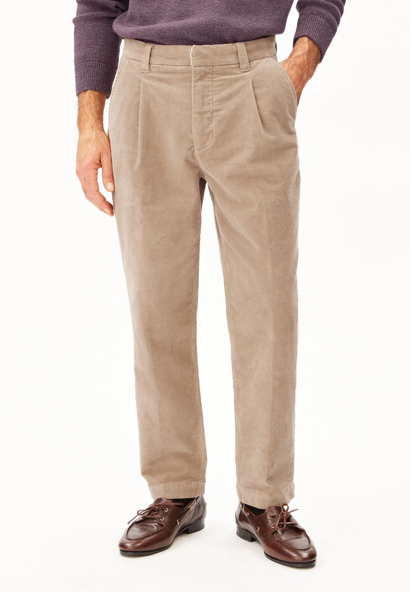 TAAMIR CORD-BUNDFALTENHOSE | honey reed