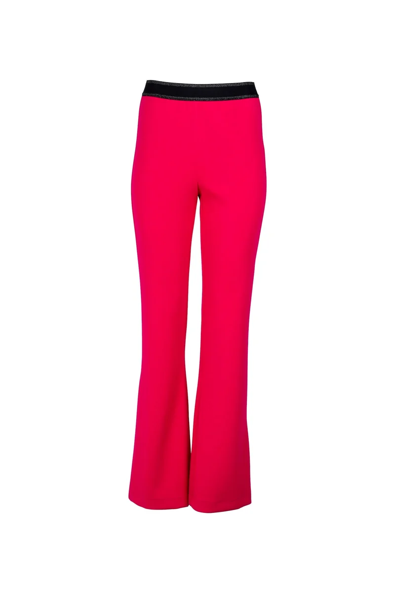 Moderne Schlupfhose mit Schlag
