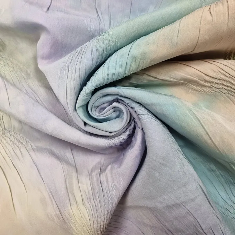 Polyester-, Viskosestoff mit verträumten Batik Motiv