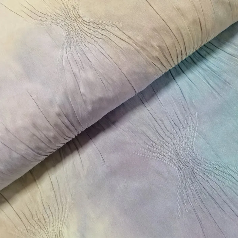 Polyester-, Viskosestoff mit verträumten Batik Motiv