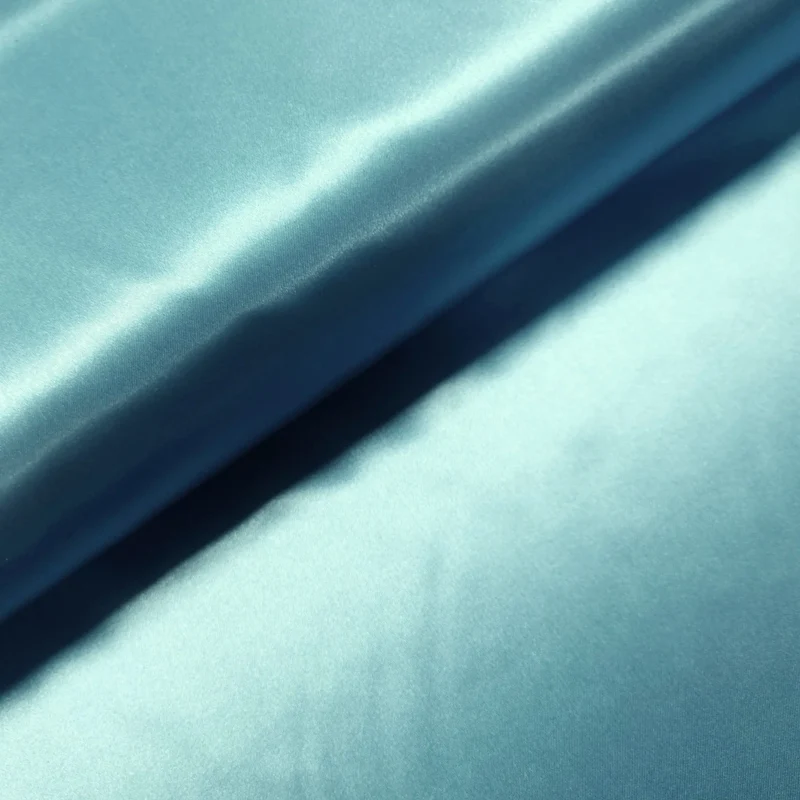 Deko Satin Blau 210 cm breit