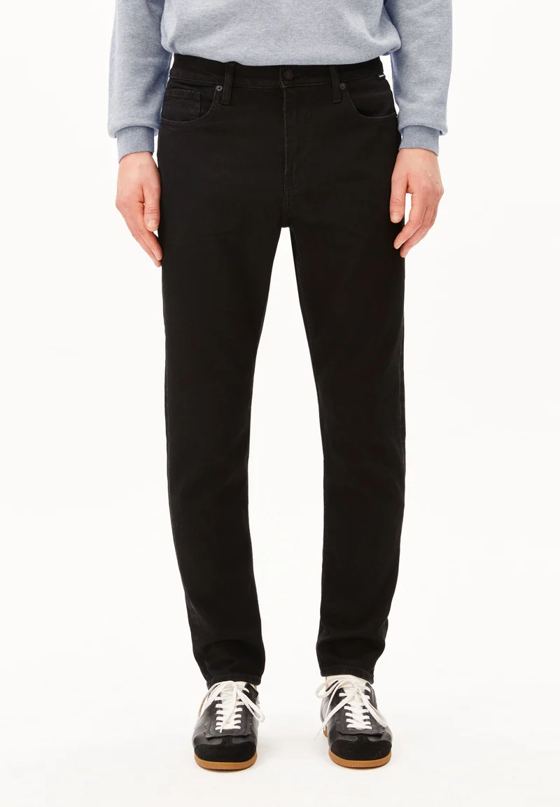 CCL - AARJO TARPA TAPERED JEAN