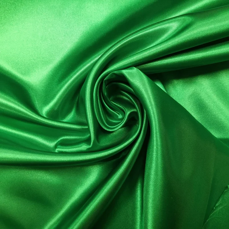 Deko Satin Grün 210 cm breit