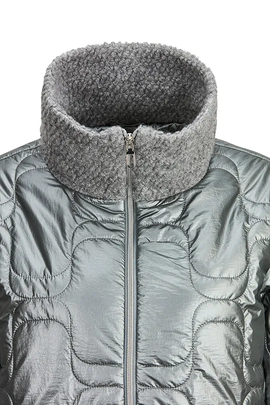 Steppjacke mit Bouclé-Felloptik