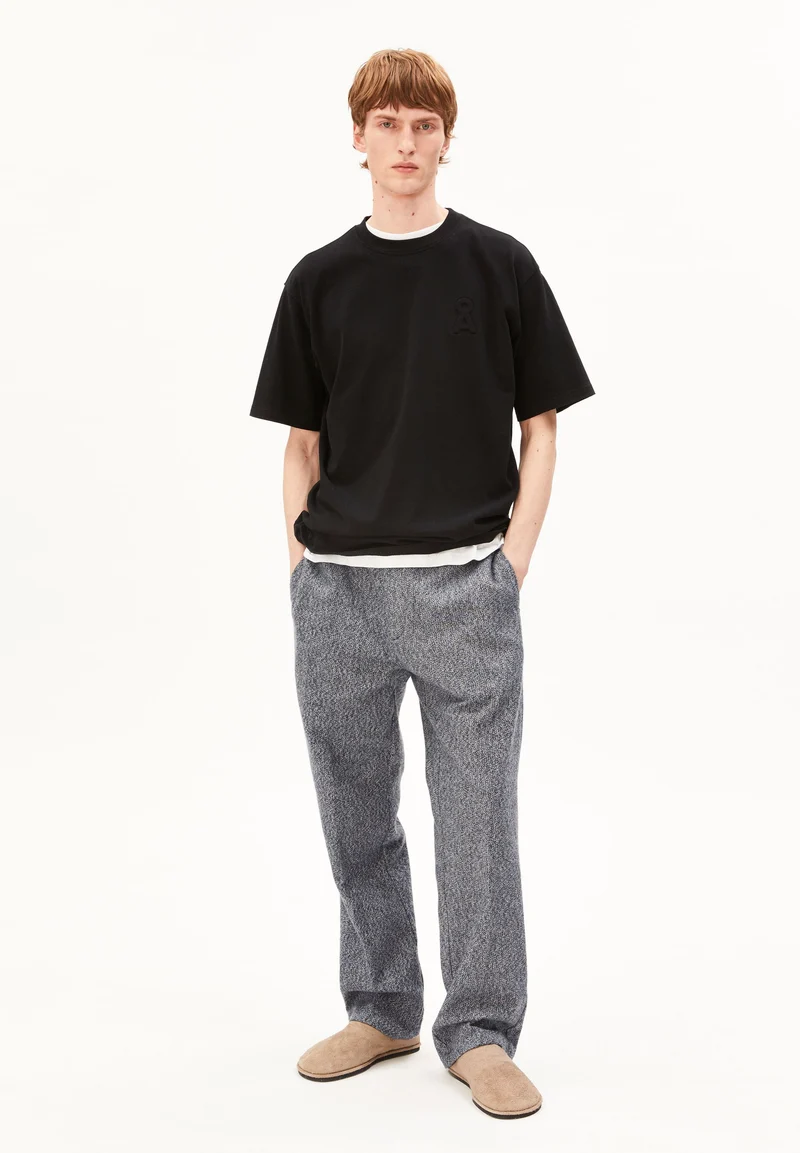 HEAVY BAUMWOLL-T-SHIRT LOGO | black