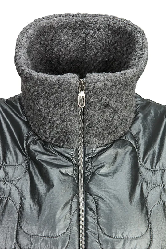 Steppweste mit Bouclé-Felloptik
