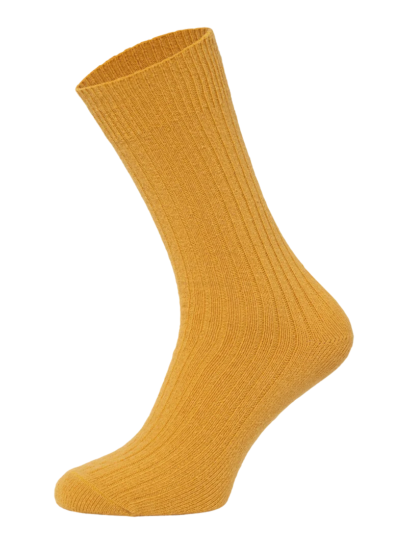 Kuschelsocken mit abnehmbaren Charm Anhängern Schmuck Schuhanhänger - DIY Socken