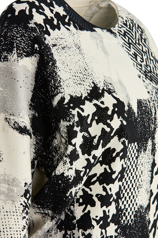 Feinstrickpullover mit modernem Inside-Print