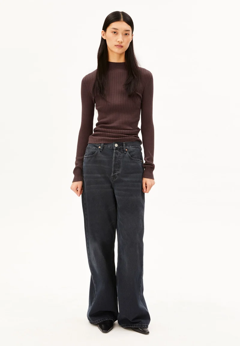 ALAANIA STRICKPULLOVER | claystone