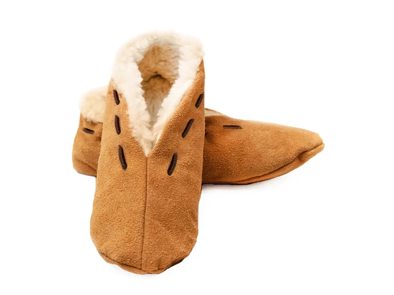 Wildleder Puschen mit Teddy-Fell