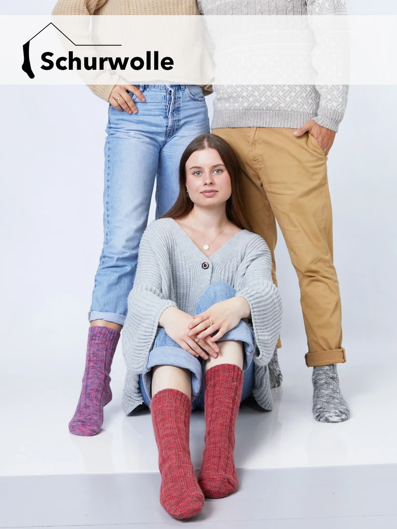 Ein Paar 100% Schurwoll Socken Bunt Warm