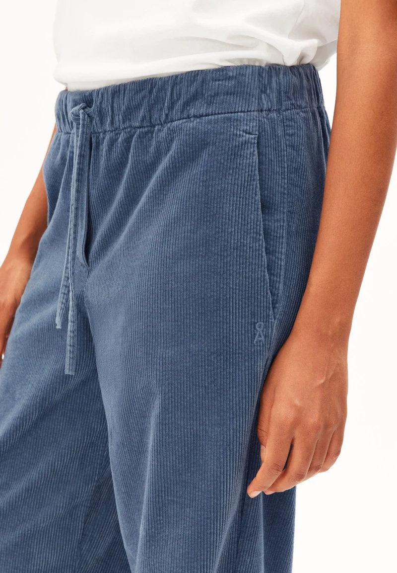 JAIMILAA CORDHOSE | dusty moon