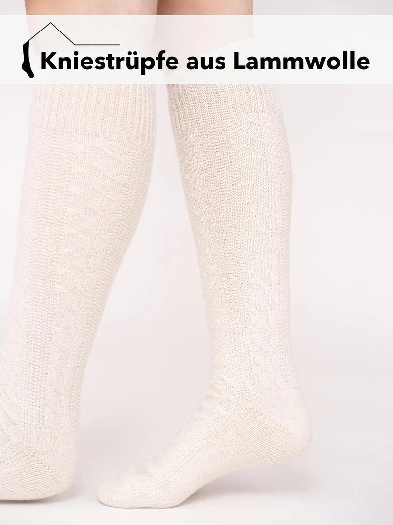 Ein Paar Kniestrumpf aus 70% Lammwolle mit Zopfmuster