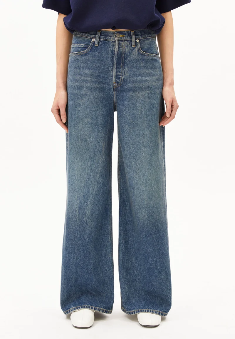 CCL - ATHENAAS HIGH WAIST WIDE JEAN