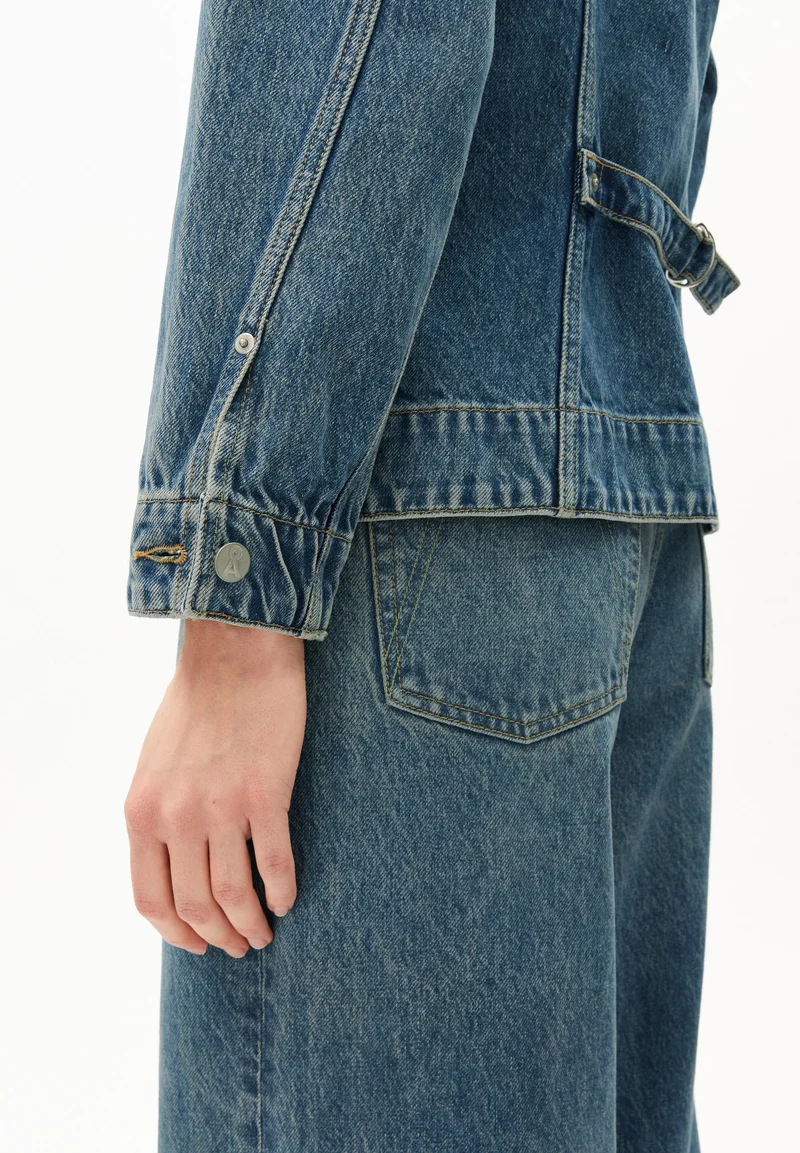 STRUKTURIERTE JEANSJACKE | ligure