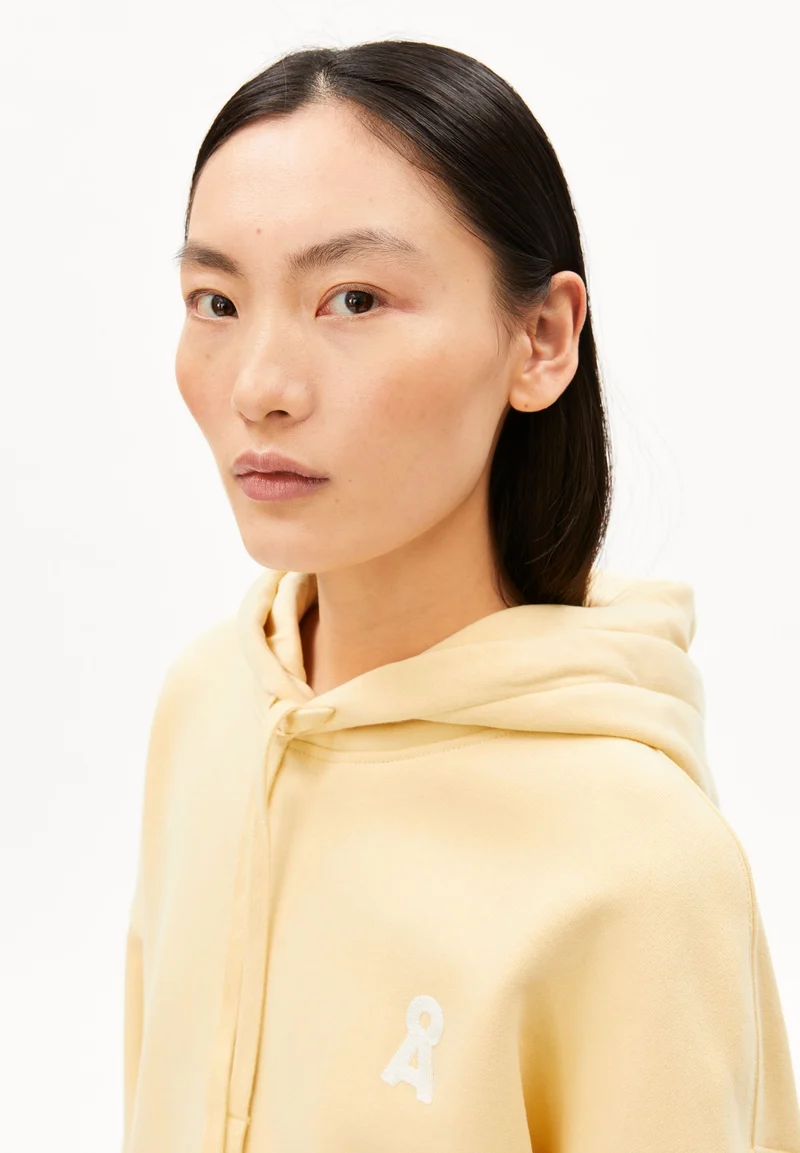 ICONIC Å FRANCISARAA HOODIE | golden hay