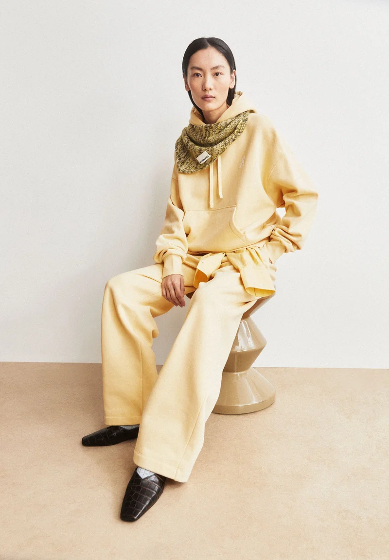 ICONIC Å FRANCISARAA HOODIE | golden hay
