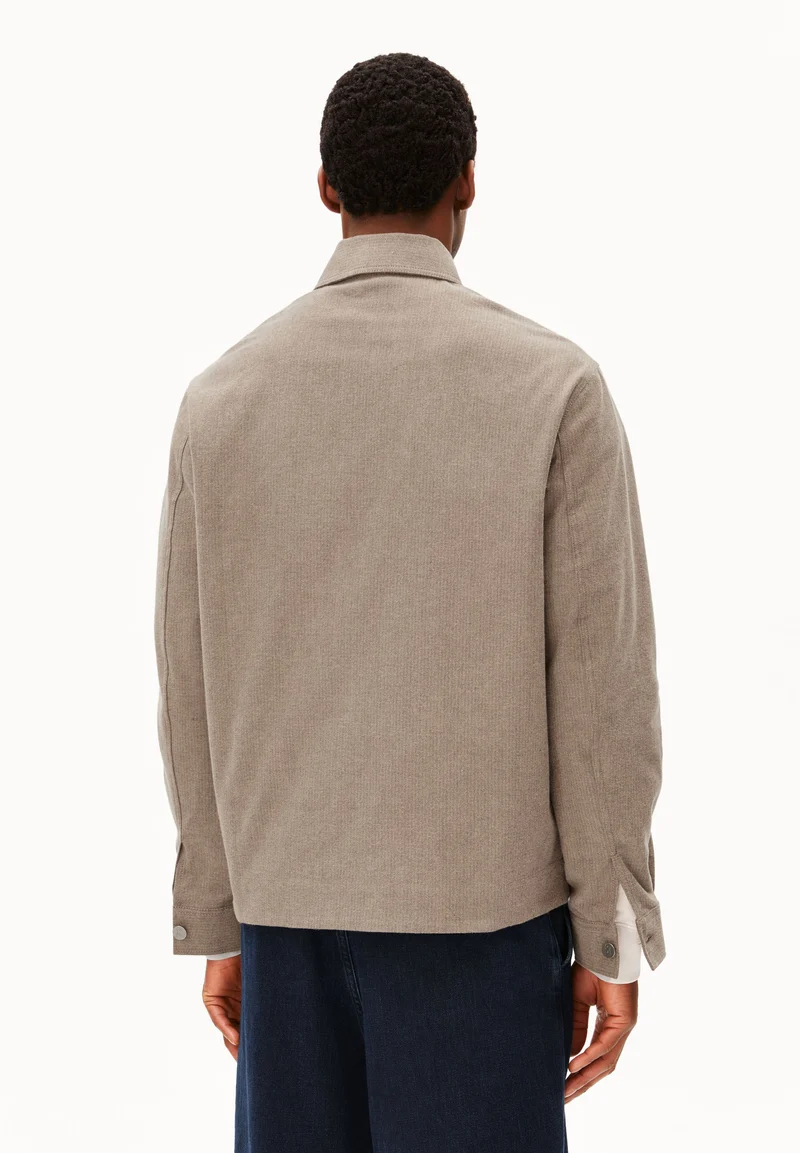 STRUKTURIERTE JACKE | honey reed